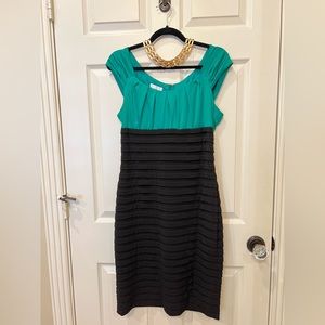 London Times Green and Black Cocktail Dress Size 10
